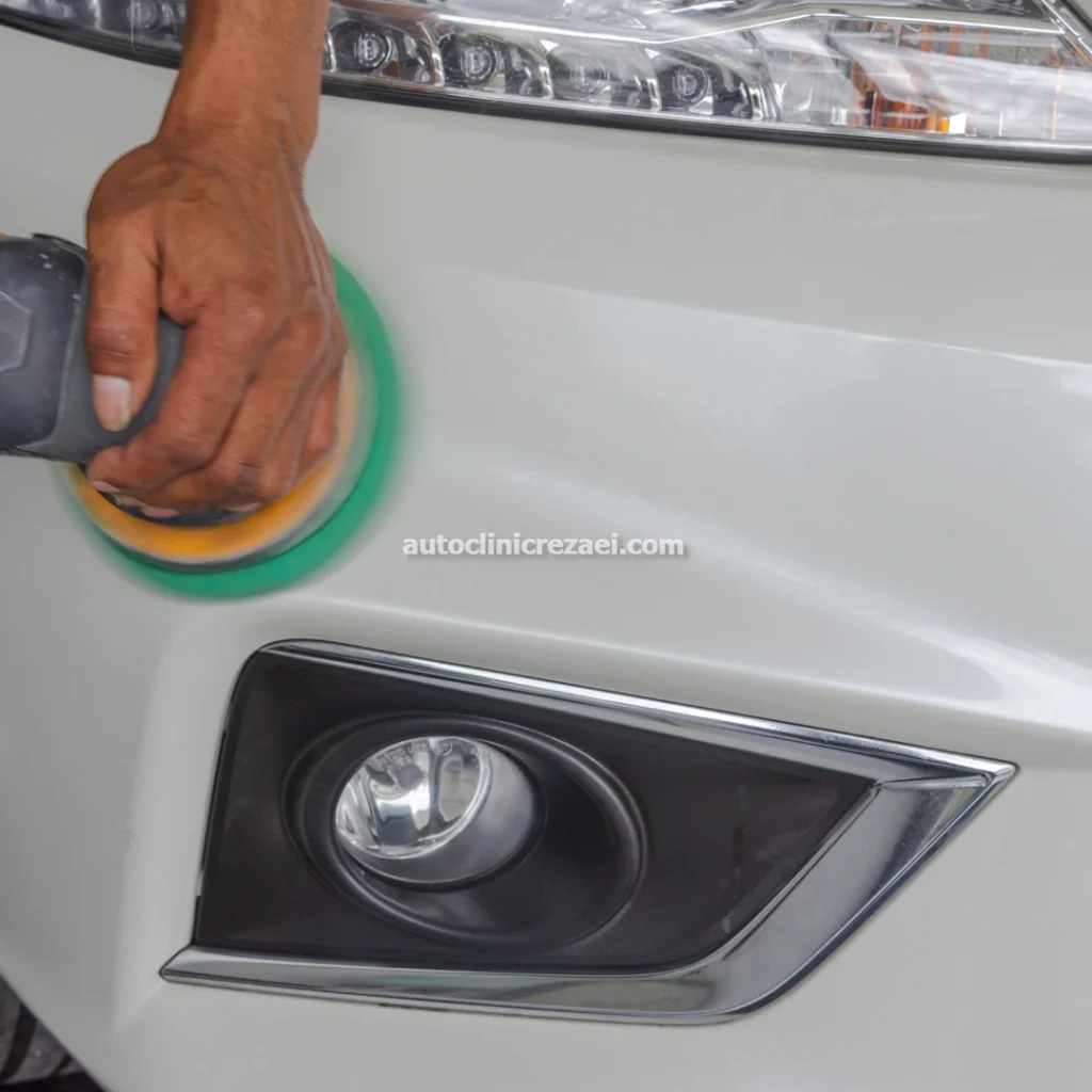 لیسه گیری ماشین سفید در تهران